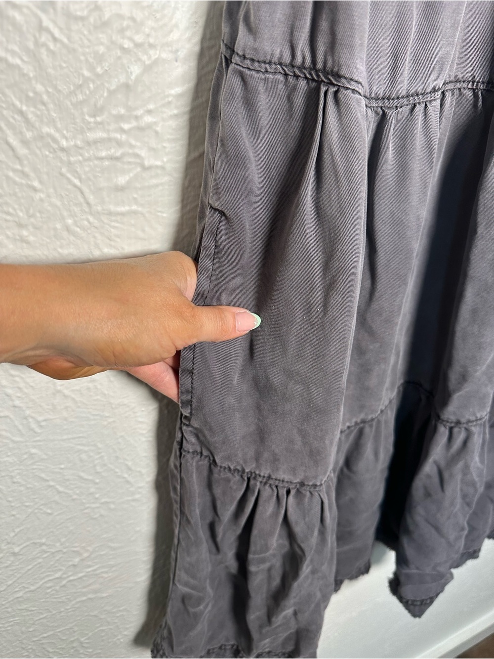 Anthropologie Ruffled Mini Dress Womens XS Charcoal Gray Boho Tiered Dress - Picture 3 of 8